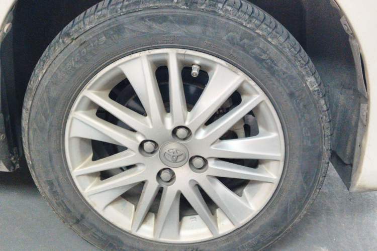 Used Toyota Vios 2017 1.5L CVT Innovation Edition Right Front Wheel Hub