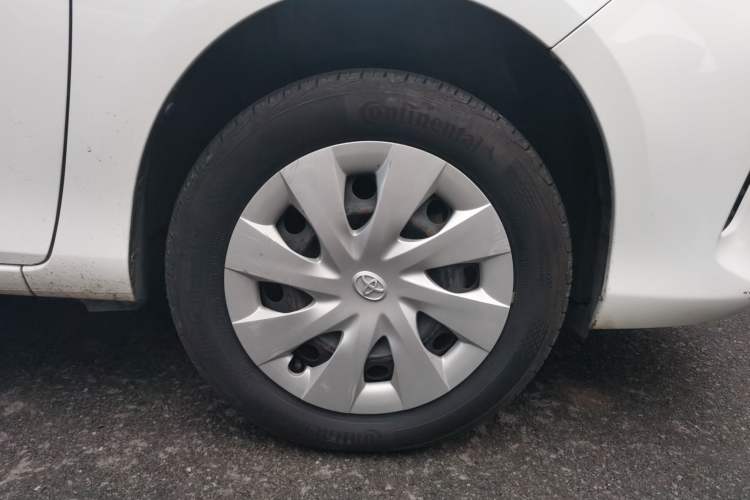 Used Toyota Vios 2017 1.5L CVT Innovation Edition Right Front Wheel Hub