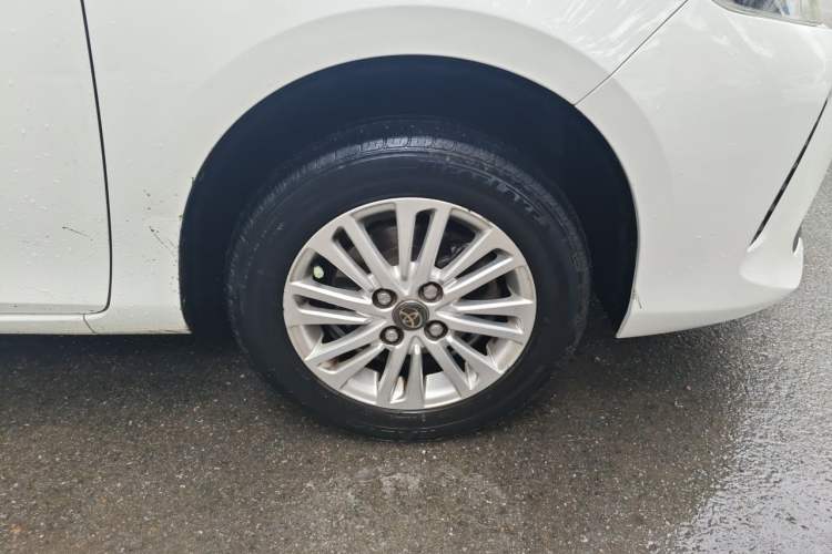 Used Toyota Vios 2017 1.3L Manual Rui Xing Edition Right Front Wheel Hub