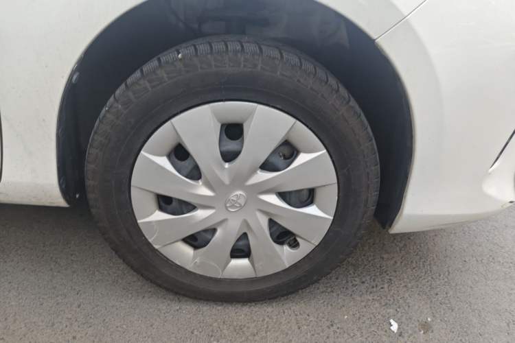 Used Toyota Vios 2017 1.5L CVT Innovation Edition Right Front Wheel Hub