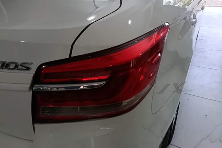 Used Toyota Vios 2017 1.5L CVT Innovation Edition Right Rear Taillight