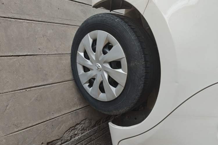 Used Toyota Vios 2017 1.5L CVT Innovation Edition Right Rear Wheel Hub