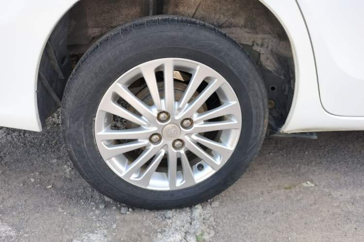 Used Toyota Vios 2017 1.5L CVT Innovation Edition Right Rear Wheel Hub