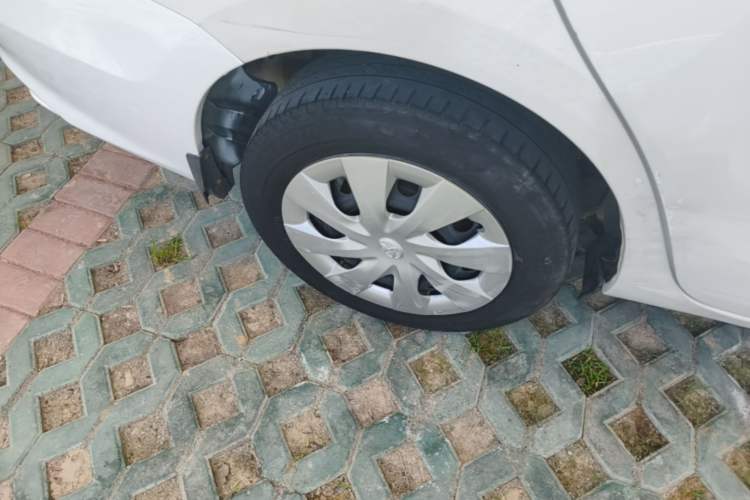 Used Toyota Vios 2017 1.5L CVT Innovation Edition Right Rear Wheel Hub
