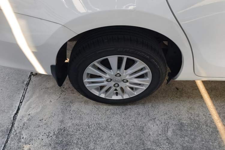 Used Toyota Vios 2017 1.5L CVT Innovation Edition Right Rear Wheel Hub