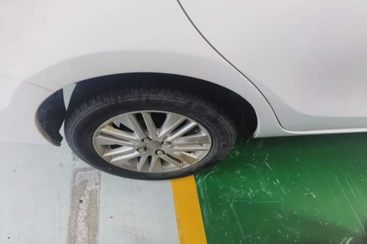 Used Toyota Vios 2017 1.5L CVT Innovation Edition Right Rear Wheel Hub