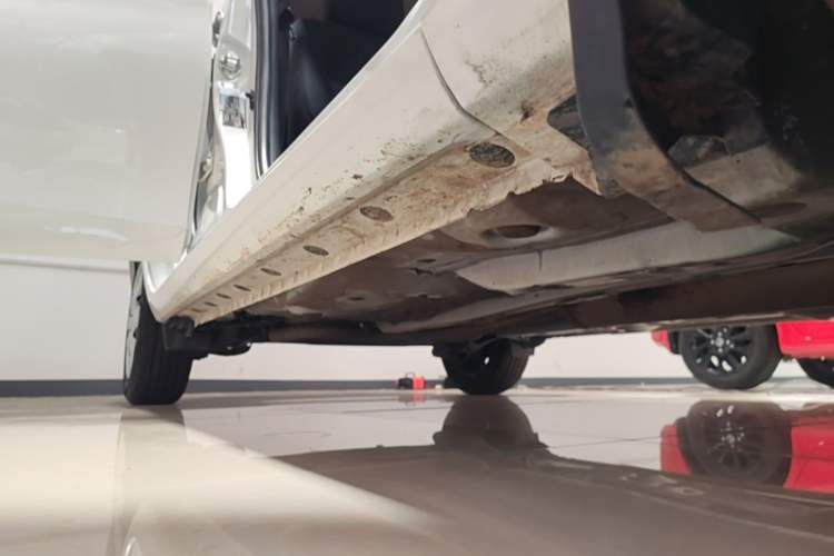 Used Toyota Vios 2017 1.5L CVT Innovation Edition Right Side Sill