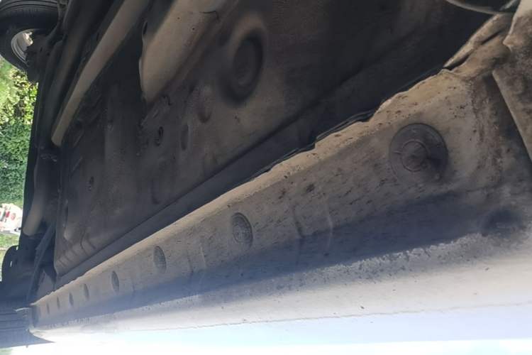 Used Toyota Vios 2017 1.5L CVT Innovation Edition Right Side Sill
