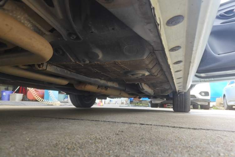 Used Toyota Vios 2017 1.5L CVT Innovation Edition Right Side Sill