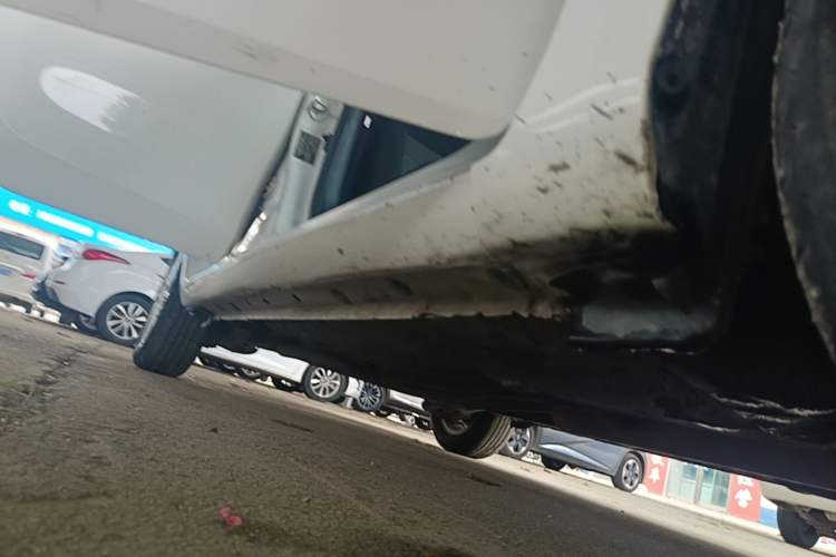 Used Toyota Vios 2017 1.3L Manual Front-Drive Version Right Side Sill