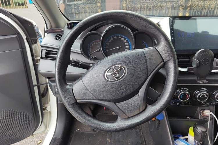 Used Toyota Vios 2017 1.5L CVT Innovation Edition Steering Wheel