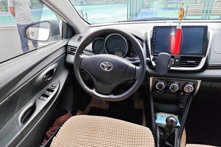 Used Toyota Vios 2017 1.3L Manual Front-Drive Version Steering Wheel