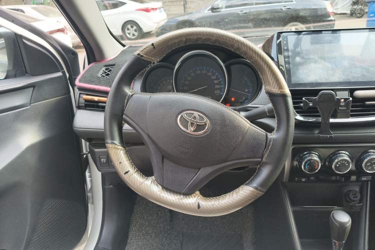 Used Toyota Vios 2017 1.5L CVT Innovation Edition Steering Wheel