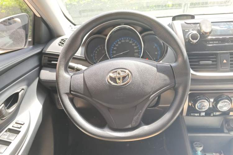 Used Toyota Vios 2017 1.3L Manual Front-Drive Version Steering Wheel