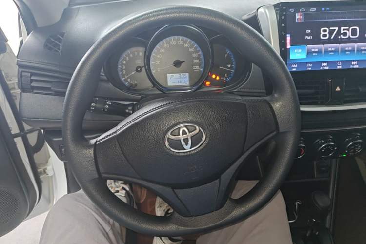 Used Toyota Vios 2017 1.5L CVT Innovation Edition Steering Wheel
