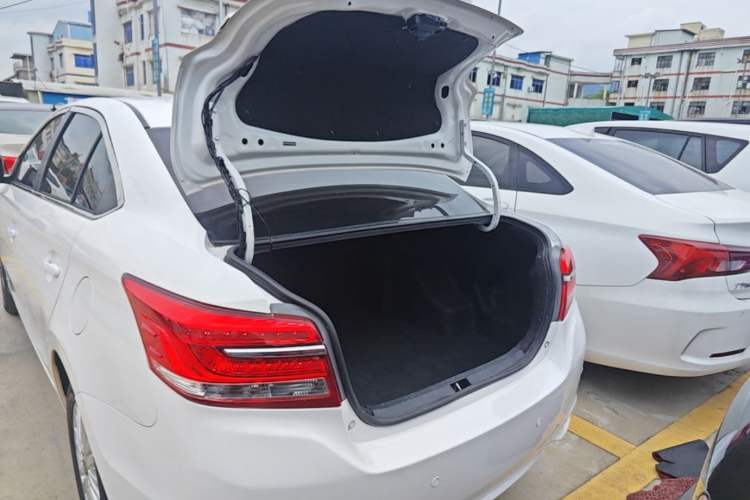 Used Toyota Vios 2017 1.5L CVT Innovation Edition Trunk