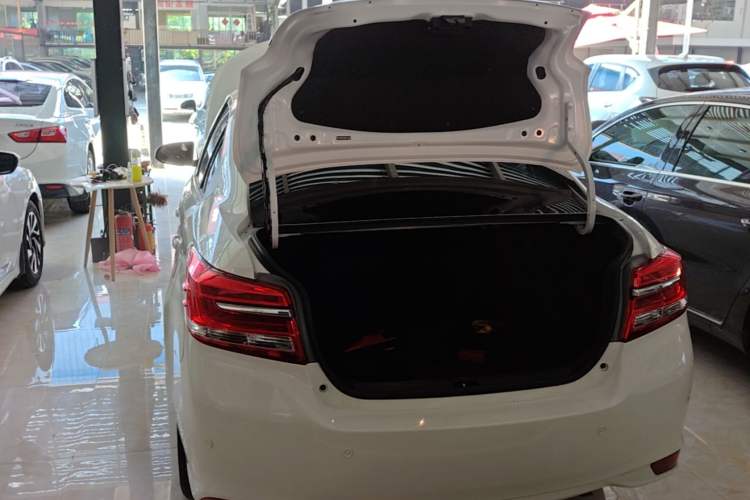 Used Toyota Vios 2017 1.5L CVT Innovation Edition Trunk