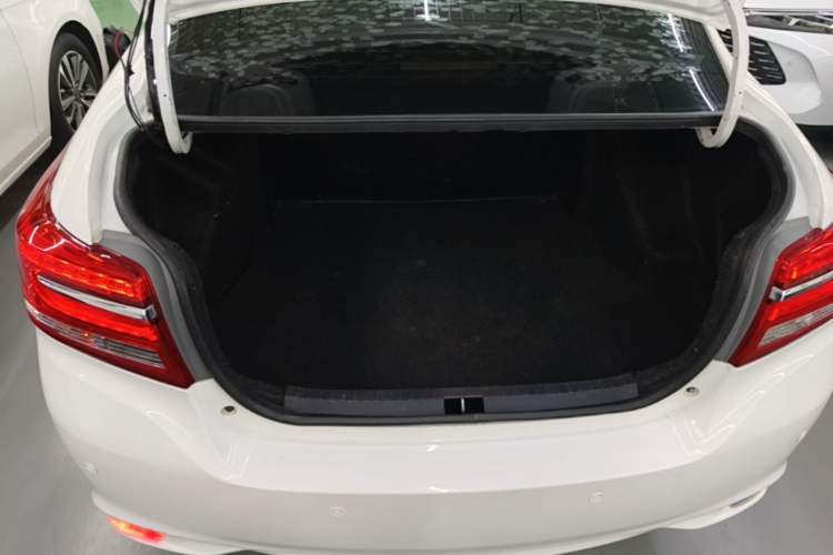 Used Toyota Vios 2017 1.5L CVT Innovation Edition Trunk