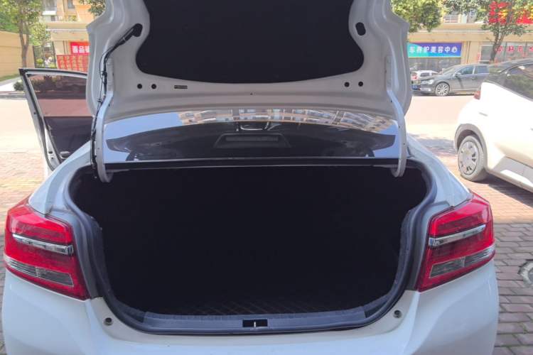 Used Toyota Vios 2017 1.5L CVT Innovation Edition Trunk