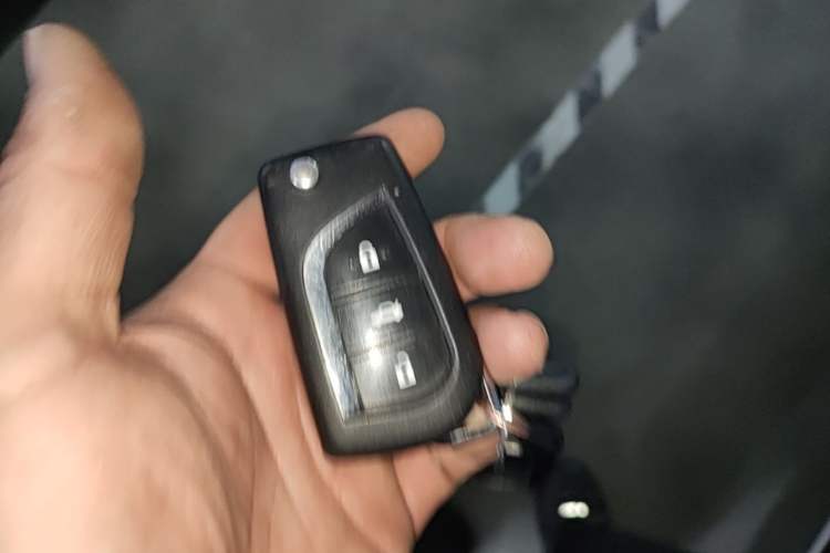 Used Toyota Vios 2017 1.5L CVT Innovation Edition Vehicle Key