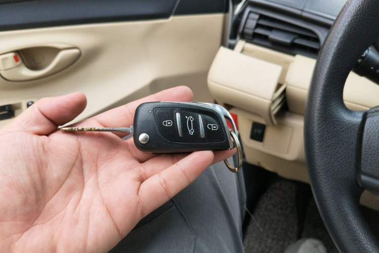 Used Toyota Vios 2017 1.3L Manual Front-Drive Version Vehicle Key