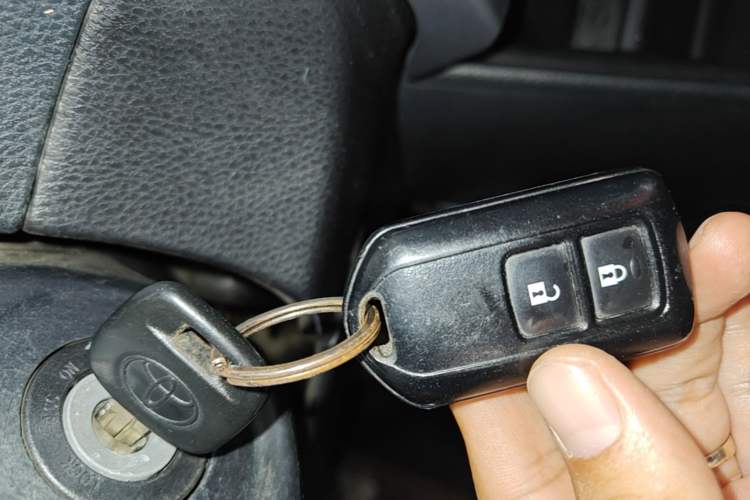 Used Toyota Vios 2017 1.5L Manual Trend Edition Vehicle Key