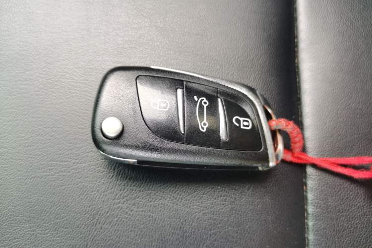 Used Toyota Vios 2017 1.3L Manual Front-Drive Version Vehicle Key