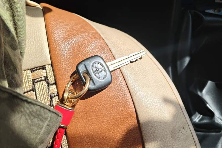 Used Toyota Vios 2017 1.3L Manual Front-Drive Version Vehicle Key