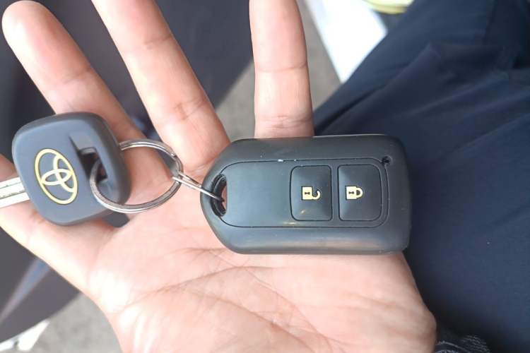 Used Toyota Vios 2017 1.5L CVT Innovation Edition Vehicle Key