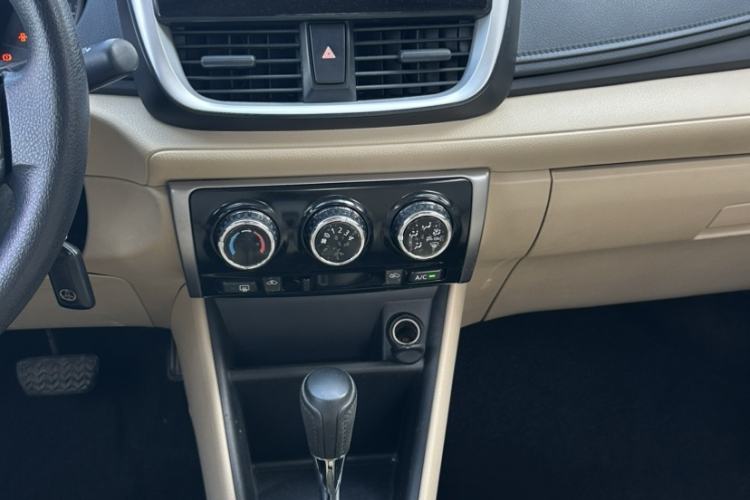 Used Toyota Vios 2019 1.5L CVT Innovation Edition Gear Lever