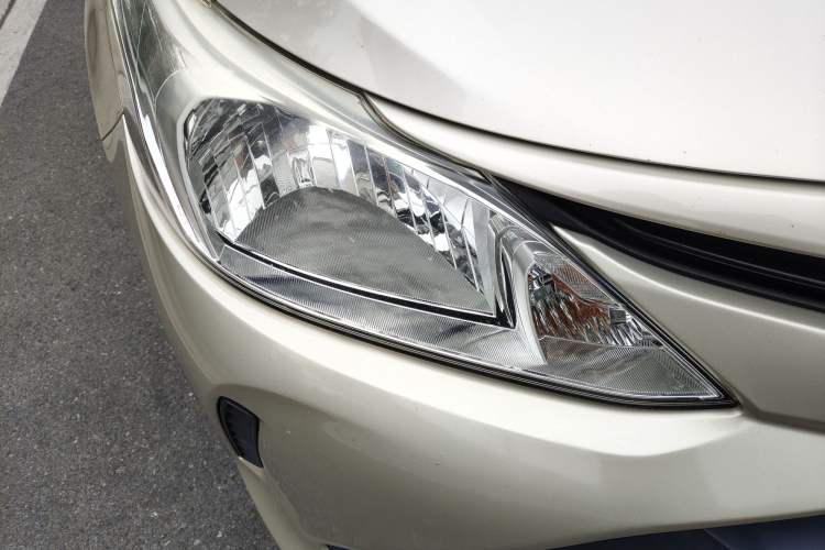 Used Toyota Vios 2019 1.5L CVT Innovation Edition Right Front Headlight