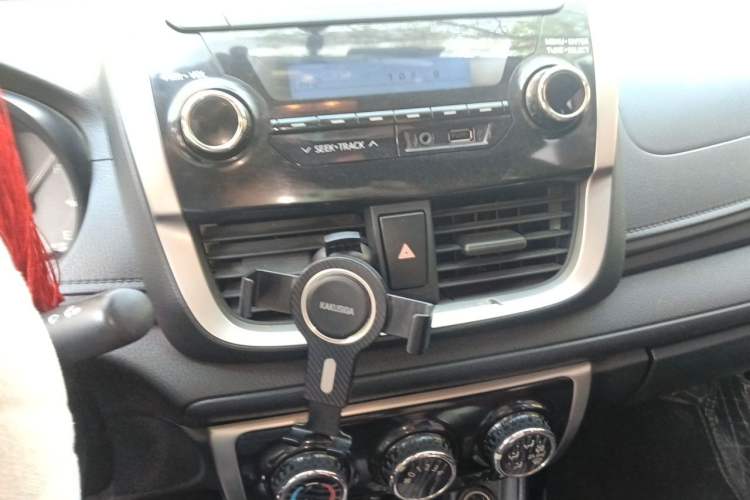 Used Toyota Vios 2019 1.5L CVT Innovation Edition Audio And AC Panel