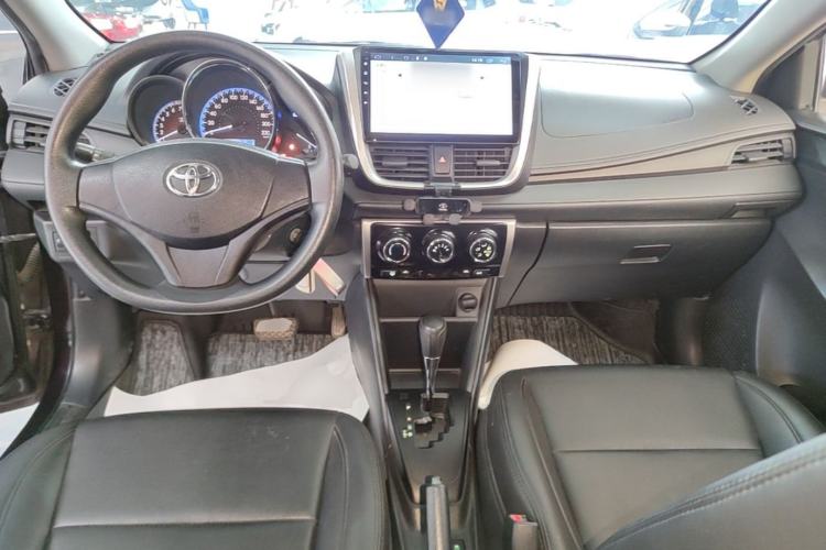 Used Toyota Vios 2019 1.5L CVT Innovation Edition Center Console