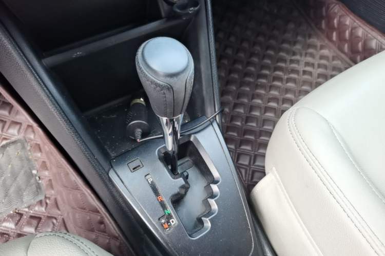 Used Toyota Vios 2019 1.5L CVT Innovation Edition Gear Lever