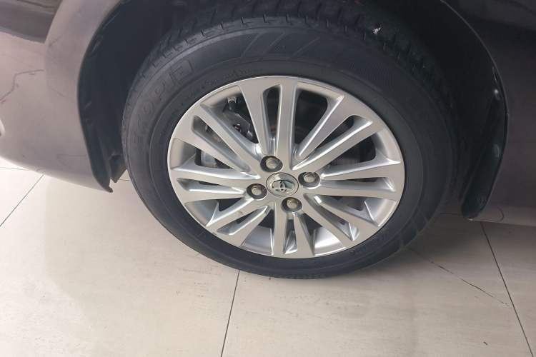 Used Toyota Vios 2019 1.5L CVT Innovation Edition Left Front Wheel Hub