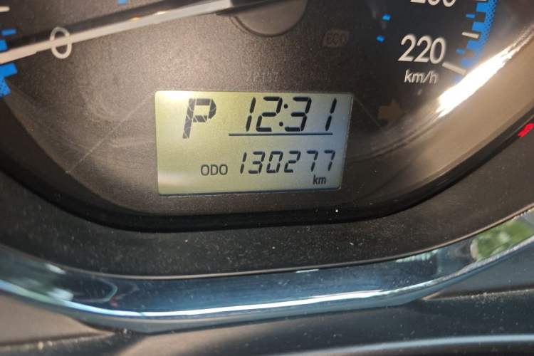 Used Toyota Vios 2019 1.5L CVT Innovation Edition Odometer Close Up