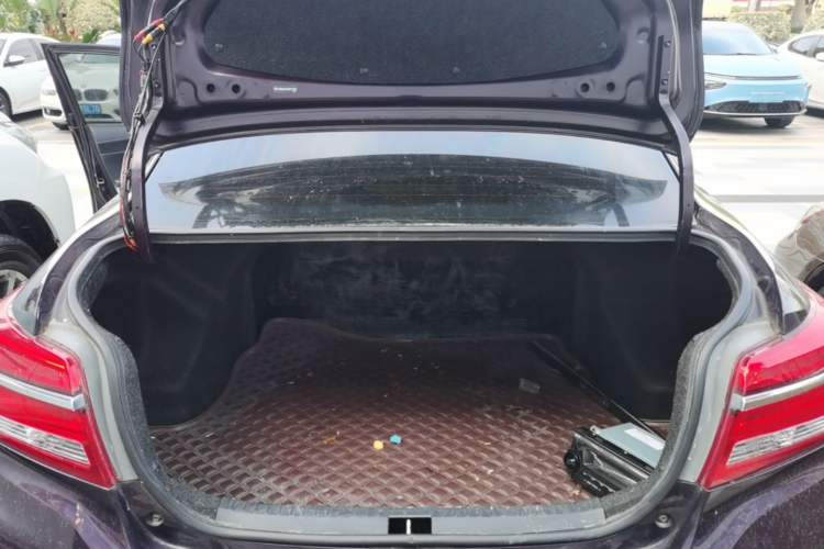 Used Toyota Vios 2019 1.5L CVT Innovation Edition Trunk