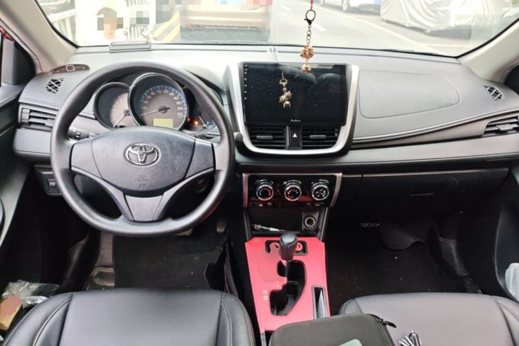 Used Toyota Vios 2019 1.5L CVT Innovation Edition Center Console