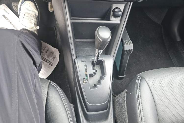 Used Toyota Vios 2019 1.5L CVT Innovation Edition Gear Lever