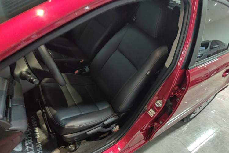 Used Toyota Vios 2019 1.5L CVT Innovation Edition Left Front Seat