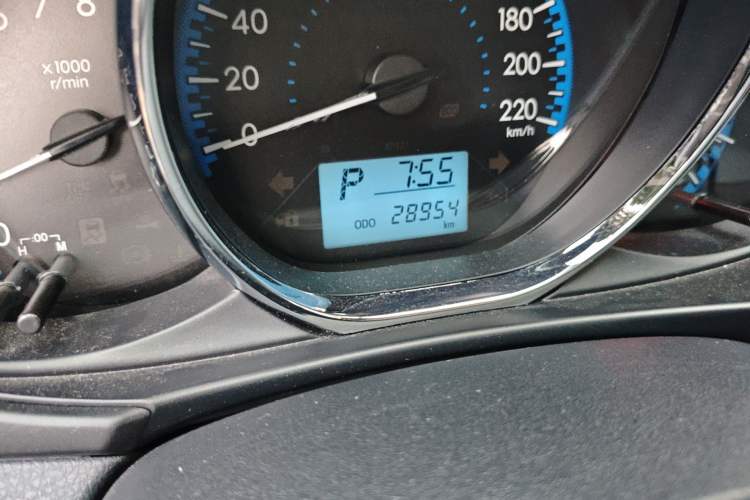 Used Toyota Vios 2019 1.5L CVT Innovation Edition Odometer Close Up