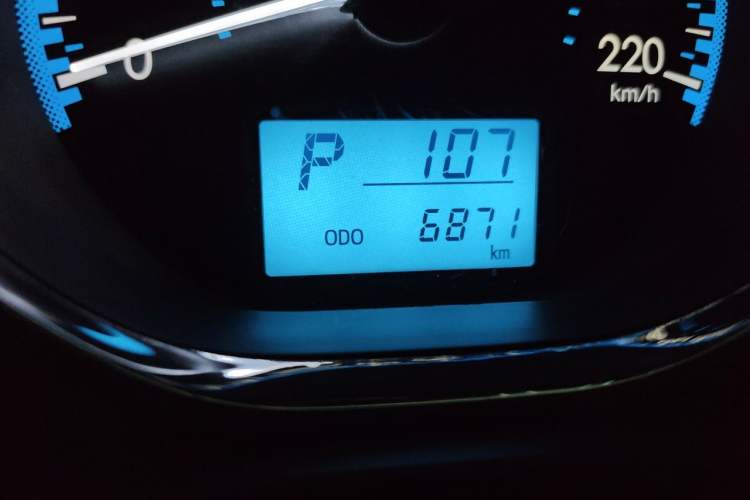Used Toyota Vios 2019 1.5L CVT Innovation Edition Odometer Close Up