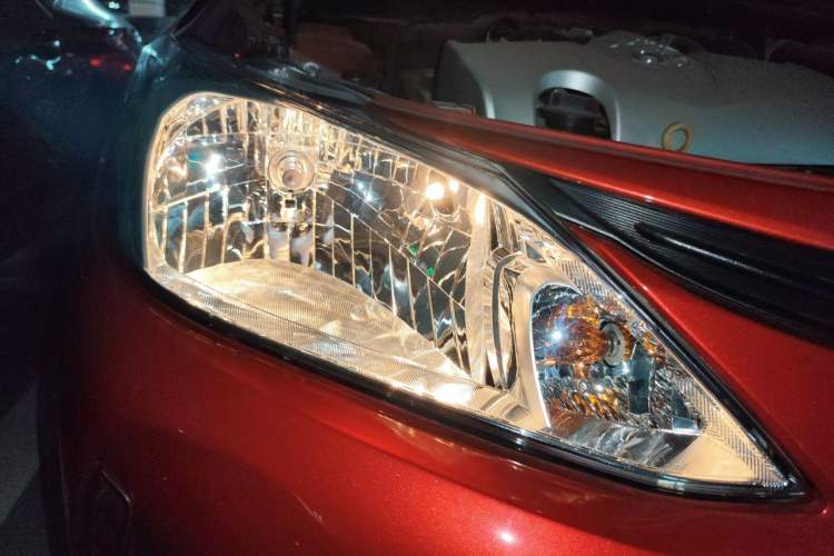 Used Toyota Vios 2019 1.5L CVT Innovation Edition Right Front Headlight
