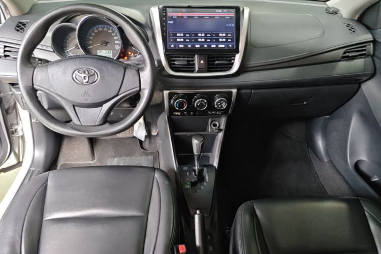 Used Toyota Vios 2019 1.5L CVT Innovation Edition Center Console