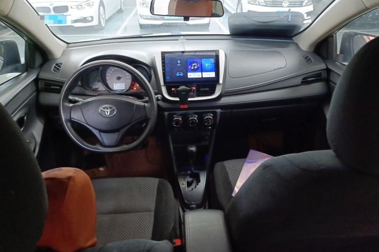 Used Toyota Vios 2019 1.5L CVT Innovation Edition Center Console