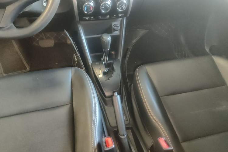 Used Toyota Vios 2019 1.5L CVT Innovation Edition Gear Lever