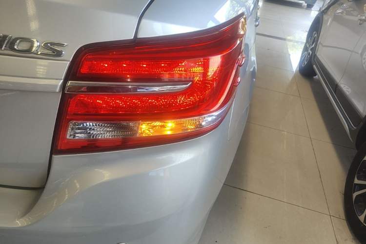 Used Toyota Vios 2019 1.5L CVT Innovation Edition Right Rear Taillight