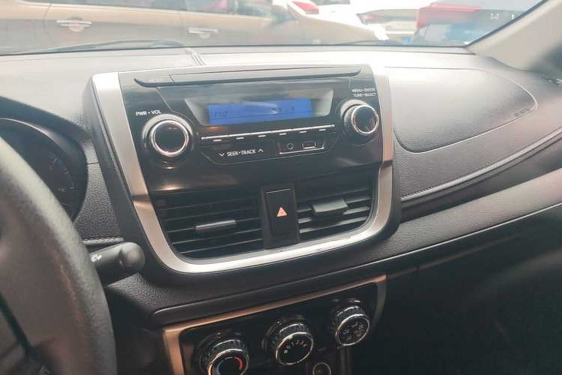 Used Toyota Vios 2019 1.5L CVT Innovation Edition Audio And AC Panel