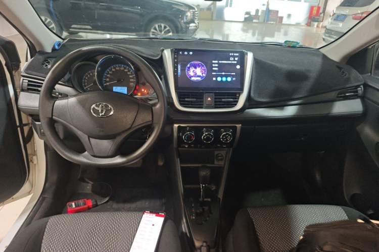 Used Toyota Vios 2019 1.5L CVT Innovation Edition Center Console