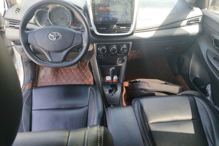 Used Toyota Vios 2019 1.5L CVT Innovation Edition Center Console